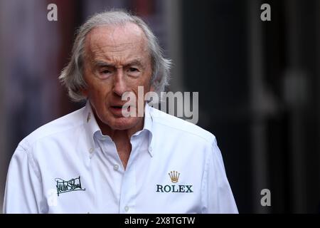 Der ehemalige Fahrer Jackie Stewart blickt beim Formel 1 Grand Prix von Monaco am 26. Mai 2024 in Monte-Carlo, Monaco, auf den Circuit de Monaco. Stockfoto