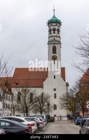 Evangelische Kirche mit dem Turm St. Martin in der Altstadt, Memmingen, Schwaben, Bayern, Deutschland Stockfoto