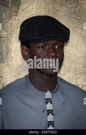 Rom, Italien - 3. Mai 2024: Seydou Sarr nimmt am roten Teppich der David di Donatello 2024 Preisverleihung in Rom Teil. Stockfoto