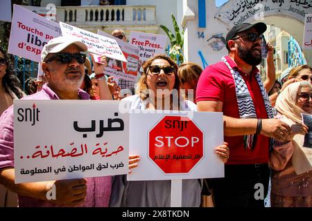 Tunis, Tunesien. 27. Mai 2024: Tunis, Tunesien. 27. Mai 2024. Tunesische Journalisten protestieren vor dem Hauptquartier des National Syndicate of Tunsian Journalists (SNJT) in Tunis, Tunesien. Quelle: ZUMA Press, Inc./Alamy Live News Stockfoto
