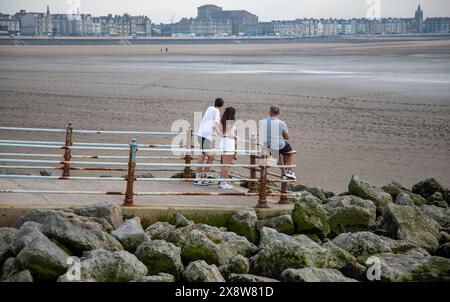 Blick auf die Morecambe Bay vom Morecambe Pier Stockfoto