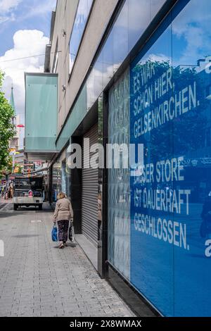 Die geschlossene Filiale der Mode Kaufhauskette Primark in Gelsenkirchen, an der Bahnhofstraße, NRW, Deutschland, Primark Schließung *** die geschlossene Filiale der Mode Kaufhauskette Primark in Gelsenkirchen, an der Bahnhofstraße, NRW, Deutschland, Primark Schließung Stockfoto