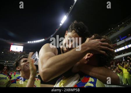 Mexiko-Stadt, Ciudad de Mexico, Mexiko. Mai 2024. Henry MartÃ-n #21 vom Club America feiert am Ende das mexikanische Clausura-Turnier im zweiten Legspiel der Liga MX zwischen Club America und Cruz Azul. Amerika besiegt Cruz Azul mit 1:0 und 2-1 Punkten und wird zum Champion des Final Torneo de Clausura gekürt. (Kreditbild: © Ismael Rosas/OKULARIS via ZUMA Press Wire) NUR REDAKTIONELLE VERWENDUNG! Nicht für kommerzielle ZWECKE! Stockfoto