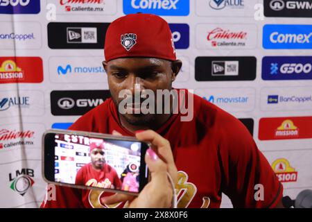 Boca Del Rio, Mexiko. Mai 2024. Yasiel Puig #31 vom South Zone Team wird während des jährlichen Batting-Wettbewerbs „Home Run Derby“ der mexikanischen Baseball League (LMB) im Beto Avila Stadium in Veracruz interviewt. Am 26. Mai 2024 in Boca del Rio, Mexiko. (Foto: Carlos Santiago/Eyepix Group/SIPA USA) Credit: SIPA USA/Alamy Live News Stockfoto