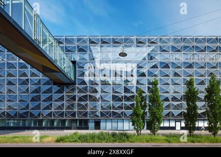 Niels Bohr Bygningen (Niels Bohr Building), Teil der Universität Kopenhagen, entworfen von Vilhelm Lauritzen Arkitekter, 2023; Kopenhagen, Dänemark Stockfoto