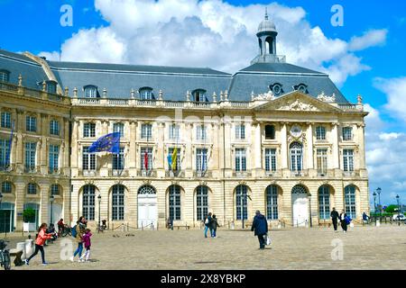 Frankreich, Gironde, Bordeaux, von der UNESCO zum Weltkulturerbe erklärt, Place de la Bourse, Palais de la Bourse, in dem sich die Handelskammer A befindet Stockfoto