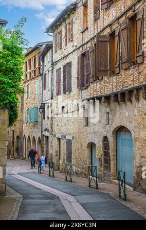 Frankreich, Lot, Figeac auf der Via Podiensis, einer der Pilgerrouten nach Santiago de Compostela oder GR 65 (UNESCO-Weltkulturerbe), Gasse der Hist Stockfoto