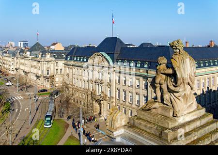 Frankreich, Bas Rhin, Straßburg, Neustadt Bezirk aus der deutschen Zeit, von der UNESCO zum Weltkulturerbe erklärt, Place de la Republique, Präfectu Stockfoto