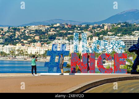 Frankreich, Alpes Maritimes, Nizza, von der UNESCO zum Weltkulturerbe erklärt, Baie des Anges, Promenade des Anglais, das #ILoveNice, ein Werk, das auf dem espl installiert ist Stockfoto