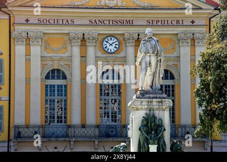 Frankreich, Alpes Maritimes, Nizza, von der UNESCO zum Weltkulturerbe erklärt, Altstadt, Place Garibaldi, die Statue von Giuseppe Garibaldi, 1891 eröffnet, W Stockfoto