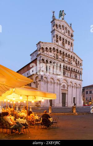 Italien, Toskana, Lucca, Piazza San Michele, San Michele in Foro Kirche Stockfoto