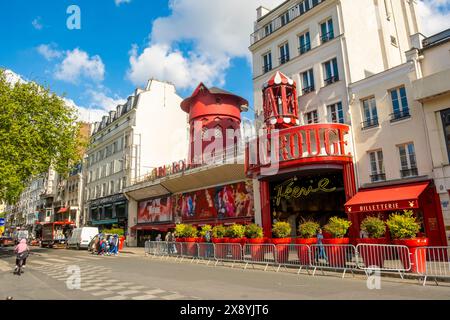 Frankreich, Paris, 18. Arrondissement, das Kabarett Moulin Rouge, die Flügel der Mühle fielen in der Nacht vom 24. Auf 25. April 2024 (Moulin Rouge, Registe Stockfoto