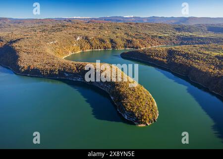 Frankreich, Jura, See Vouglans (Luftaufnahme) Stockfoto