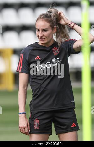 Tubize, Belgien. Mai 2024. Die belgische Tessa Wullaert wurde am Dienstag, den 28. Mai 2024, in Tubize während eines Trainings der belgischen Frauennationalmannschaft die Roten Flammen gezeigt. BELGA FOTO BRUNO FAHY Credit: Belga News Agency/Alamy Live News Stockfoto