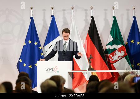 28. Mai 2024, Nordrhein-Westfalen, Münster: Hendrik Wüst (CDU), Ministerpräsident von Nordrhein-Westfalen, spricht im Festsaal des historischen Rathauses Münsters bei der Verleihung des Internationalen Friedenspreises für Westfalen. Der französische Präsident Macron und seine Frau besuchen auf Einladung von Bundespräsident Steinmeier zu einem dreitägigen Staatsbesuch in Deutschland. Foto: Rolf Vennenbernd/dpa Stockfoto