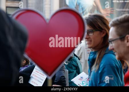 Vancouver, Kanada - 25. Oktober 2019: Climate Strike vor der Vancouver Art Gallery Stockfoto