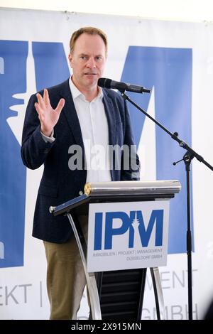 Düsseldorf 17.05.2024 IPM Grundsteinlegung Gymnasium am Poth Gerresheim Oberbürgermeister ob Dr. Stephan Keller CDU *** Düsseldorf 17 05 2024 IPM Grundsteinlegung Gymnasium am Poth Gerresheim Oberbürgermeister Dr. Stephan Keller CDU Stockfoto