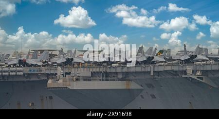 USS Theodore Roosevelt (CVN-71) von Carrier Strike Group 9 Stockfoto
