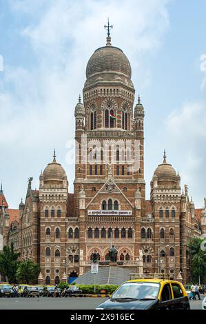 07 03 2011 Vintage Old Brihanmumbai Municipal Corporation (BMC)venezianische gotische und indo-sarazenische Stile gehören zum UNESCO-Weltkulturerbe Mumbai Maharasht Stockfoto