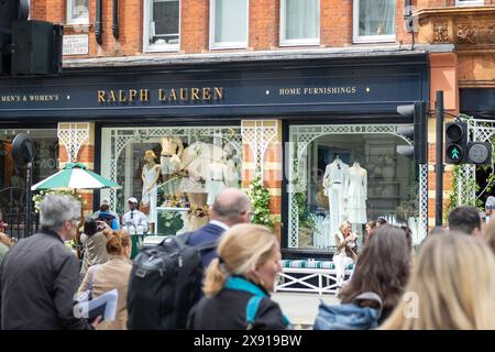 LONDON, 23. MAI 2024: Ralph Lauren auf dem Sloane Square während der Chelsea Flower Show Stockfoto