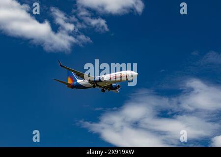 Jet2 Holidays nähert sich dem Flughafen Burgas mit einer Boeing 737 Stockfoto