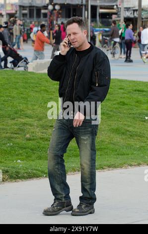 Exklusiv  Dean Winter auf dem Fernsehgerät. WESTSIDE, in Venedig, Kalifornien, am 20. März 2013. Stockfoto