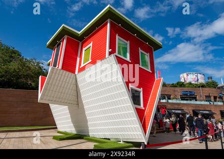 Upside Down House in Liverpool ONE Stockfoto