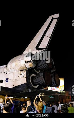 In Tausenden von Erdumläufen reiste das Space Shuttle Endeavour mehr als 123 Millionen Meilen, die letzte Mission war in Los Angeles von Los Angeles Ai Stockfoto