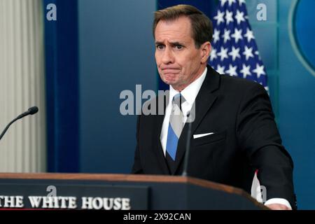 Washington, Usa. Mai 2024. John Kirby, Berater für nationale Sicherheitskommunikation des Weißen Hauses, spricht am 28. Mai 2024 bei einem Pressegespräch im Weißen Haus in Washington. Foto: Yuri Gripas/ABACAPRESS. COM Credit: Abaca Press/Alamy Live News Stockfoto