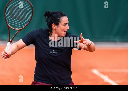 Ons JABEUR (tun) während des Roland-Garros 2024, ATP und WTA Grand Slam Tennis Turniers am 24. Mai 2024 im Roland-Garros Stadion in Paris Stockfoto