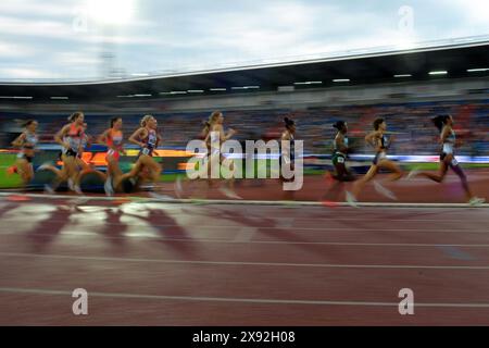 Ostrava, Tschechische Republik. Mai 2024. Feature tritt 1500 Meter Frauen bei der World Athletics Continental Tour Golden Spike in Ostrava in der Tschechischen Republik an. (Kreditbild: © Slavek Ruta/ZUMA Press Wire) NUR REDAKTIONELLE VERWENDUNG! Nicht für kommerzielle ZWECKE! Stockfoto