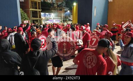 Barueri, Sao Paulo, Brasilien. Mai 2024. Barueri (SP), 28/2024 - FUSSBALL/CAMPEONATO/SUL-AMERIACANA/SP Ã¢â‚¬' Publikumsbewegung vor dem Spiel zwischen Internacional (BRA) gegen Belgrano (ARG), gültig für die 6. Runde der Südamerika-Meisterschaft, die am Dienstag, 28. Mai 2024 in der Arena Barueri ausgetragen wird. (Kreditbild: © Leco Viana/TheNEWS2 via ZUMA Press Wire) NUR REDAKTIONELLE VERWENDUNG! Nicht für kommerzielle ZWECKE! Stockfoto