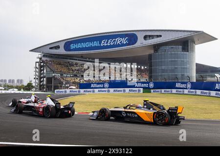 05 HUGHES Jake (gbr), NEOM McLaren Formula E Team, Nissan e-4ORCE 04, Aktion während des Shanghai ePrix 2024, 8. Treffens der ABB FIA Formel E Weltmeisterschaft 2023-24, auf dem Shanghai International Circuit vom 24. Bis 26. Mai 2024 in Shanghai, China Stockfoto