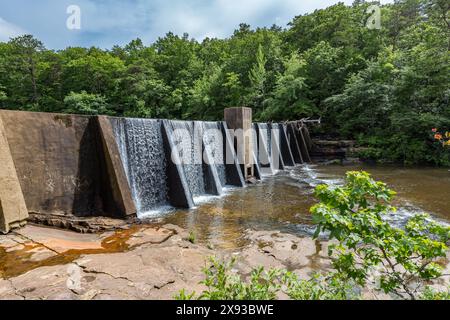 A. A. Miller Damm am Little River im Desoto State Park in der Nähe von Mentone, Alabama Stockfoto