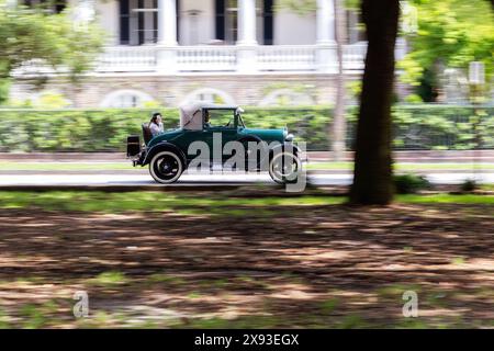 Zurück in die goldenen Zeiten, Vintage-Fahrt in Charleston, SC Stockfoto