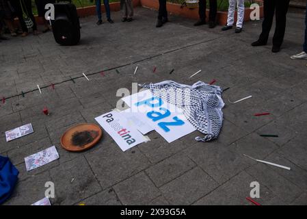 Guatemala-Stadt, Guatemala-Stadt, Guatemala. Mai 2024. Der interreligiöse Sektor Sentinels steht solidarisch mit dem palästinensischen Volk und schließt sich einer Geste des Gebets für Frieden und Waffenstillstand an. Kriege in der Welt verursachen Schmerz und Tod und verstoßen gegen die Botschaft des Friedens, implizit in Spiritualitäten. (Kreditbild: © Fernando Chuy/ZUMA Press Wire) NUR REDAKTIONELLE VERWENDUNG! Nicht für kommerzielle ZWECKE! Stockfoto