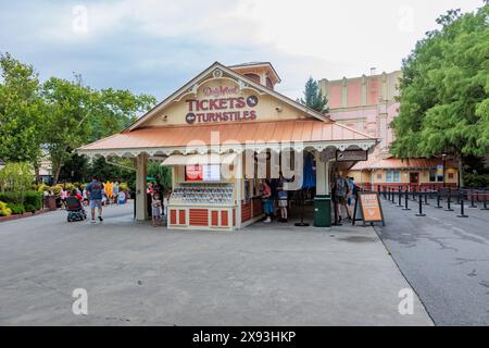 Ticketschalter am Eingang zum Vergnügungspark Dollywood in Pigeon Forge, TN Stockfoto