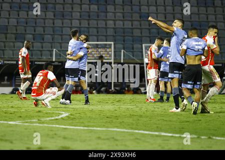 SP - BARUERI - 05/28/2024 - SÜDAMERIKA CUP 2024, INTERNATIONAL x BELGRANO - BELGRANO Spieler feiern am Ende des Spiels gegen Internacional im Arena Barueri Stadion für die Copa Sudamericana 2024 Meisterschaft. Foto: Marco Miatelo/AGIF Stockfoto