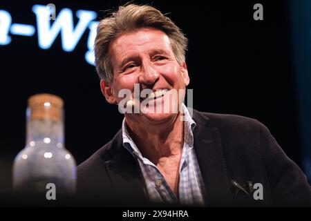 Hay Festival, Hay on Wye, Powys, Wales, Großbritannien – Mittwoch, 29. Mai 2024 – Lord Sebastian Coe auf der Bühne spricht über Sport, seine Politik und Zukunft – Foto Steven May / Alamy Live News Stockfoto