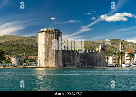 Die Festung Kamerlengo in Trogir, Kroatien, Europa | Festung Kamerlengo in Trogir, Kroatien, Europa Stockfoto