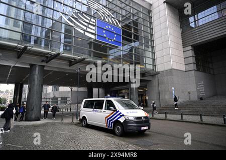 Brüssel, Belgien Mai 2024. Im Europäischen Parlament finden Polizeidurchsuchungen statt, um Beweise für russische Einmischungsversuche bei den bevorstehenden Europawahlen am Mittwoch, den 29. Mai 2024 in Brüssel zu finden. BELGA FOTO LAURIE DIEFFEMBACQ Credit: Belga News Agency/Alamy Live News Stockfoto