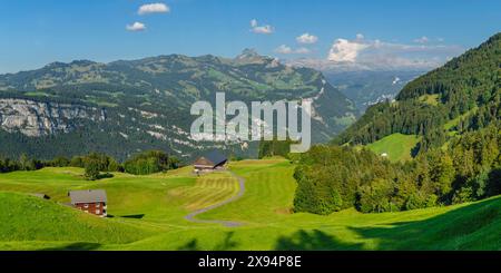 Blick von Fronalpstock nach Stoos, Glarner Alpen, Vierwaldstättersee, Kanton Schwyz, Schweiz, Europa Stockfoto