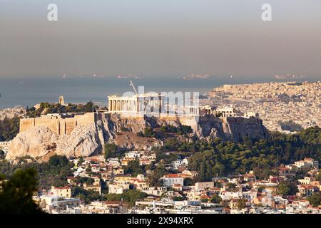 Blick über die Stadt auf die Akropolis, Athen, Griechenland, Europa Stockfoto