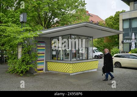 Kulturkiosk, ehemaliges Café und Eisdiele, alter Kiosk in Zehlendorf Mitte, Teltower Damm / Potsdamer Chaussee, Zehlendorf, Steglitz-Zehlendorf, BER Stockfoto