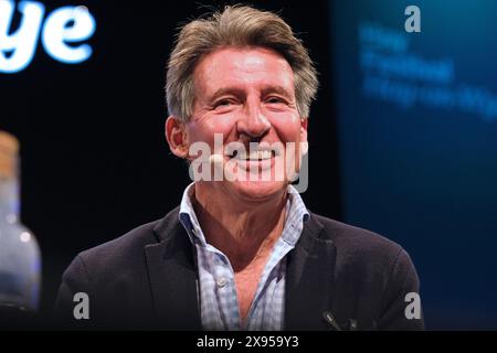 Hay Festival, Hay on Wye, Powys, Wales, Großbritannien – Mittwoch, 29. Mai 2024 – Lord Sebastian Coe auf der Bühne spricht über Sport, seine Politik und Zukunft – Foto Steven May / Alamy Live News Stockfoto