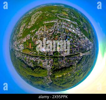 Luftbild, Wohngebiet Ortsansicht Ortsteil Haspe Mitte, Leimstraße und Konrad-Adenauer-Ring, Erdkugel, Fisheye Aufnahme, Fischaugen Aufnahme, 360 Grad Aufnahme, winzige Welt, kleiner Planet, Fischaugenbild, Haspe, Hagen, Ruhrgebiet, Nordrhein-Westfalen, Deutschland ACHTUNGxMINDESTHONORARx60xEURO *** Luftaufnahme, Wohngebiet, Ansicht Haspe Mitte, Leimstraße und Konrad Adenauer Ring, Erdkugel, Fischaugenbild, 360-Grad-Bild, winzige Welt, kleiner Planet, Fischaugenbild, Haspe, Hagen, Ruhrgebiet, Nordrhein-Westfalen, Deutschland ACHTUNGxMINDESTHONORARx60xEURO Stockfoto