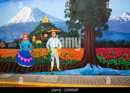 Wandgemälde, bunte Street Art, Avenue Hidalgo, Atlixco, Pueblos Magicos, Puebla State, Mexiko, Nordamerika Stockfoto