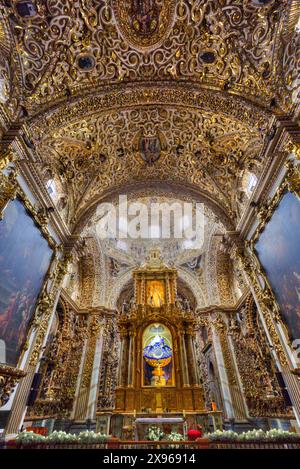 Apsis mit Cipres, Kapelle des Rosario, 1690, Kirche Santo Domingo, historisches Zentrum, UNESCO-Weltkulturerbe, Puebla, Puebla State, Mexiko Stockfoto