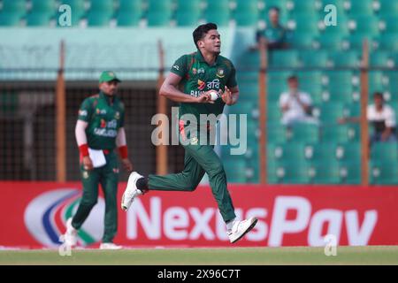 Taskin Ahmed während des dritten T20-Spiels gegen Simbabwe im Zahur Ahmed Chowdhury Stadium, Sagorika, Chattogram, Bangladesch, 07. Mai, 202 Stockfoto