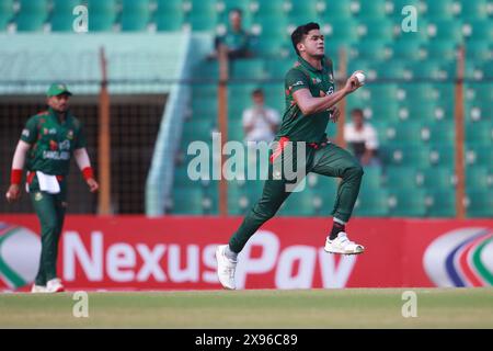 Taskin Ahmed während des dritten T20-Spiels gegen Simbabwe im Zahur Ahmed Chowdhury Stadium, Sagorika, Chattogram, Bangladesch, 07. Mai, 202 Stockfoto